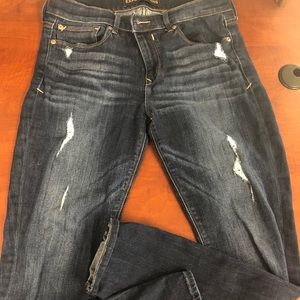 Express jegging distressed size 10